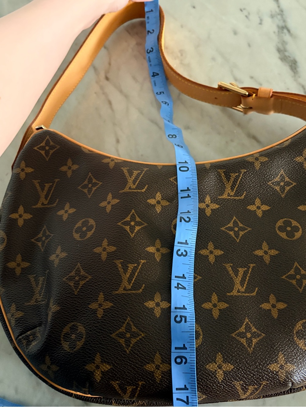 Louis Vuitton crossaint mm shoulder bag - Picture 8 of 11